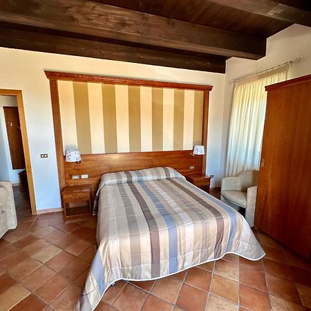 Agriturismo Cervinace Oriolo  ภายนอก รูปภาพ